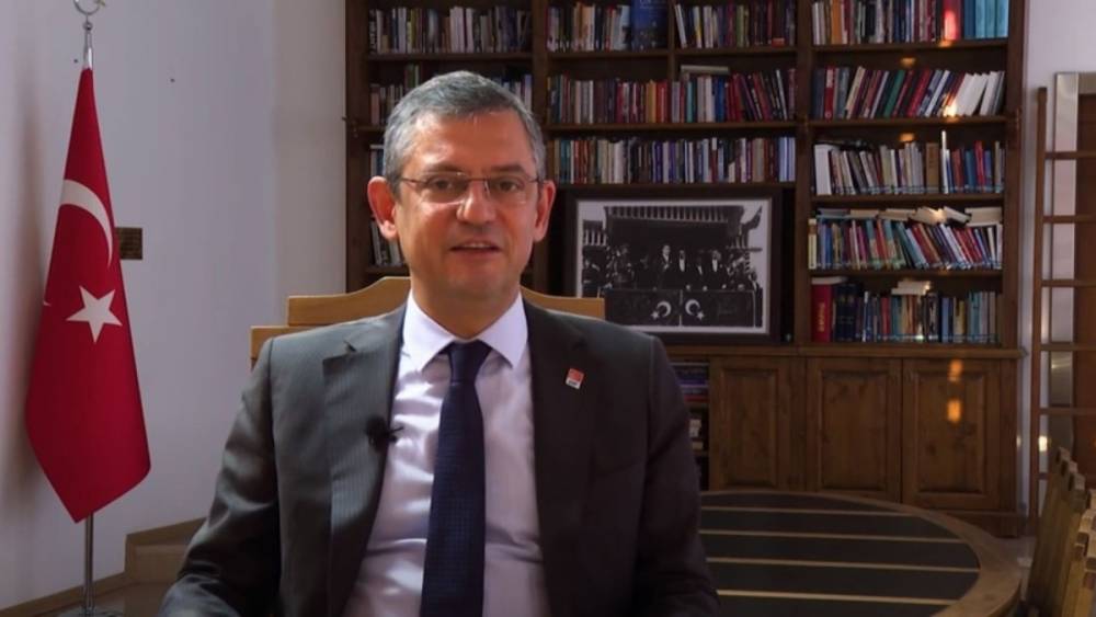 &Ouml;zel&rsquo;den 'Adalet Bakanlığı' atamasına eleştiri: &lsquo;Bu bir siyasi tercihtir&rsquo; 