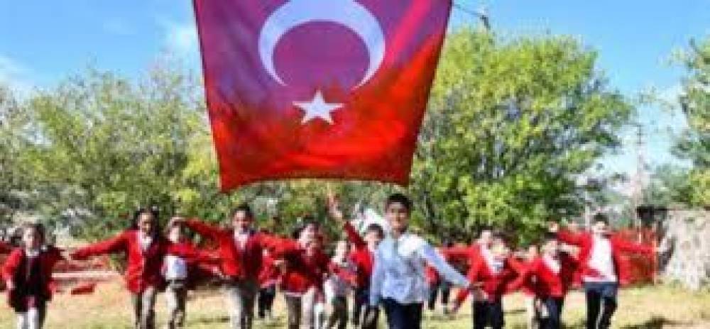 23 Nisan iptal mi oldu, 22 Nisan &ouml;ğleden sonra tatil mi olacak? Kutlamaların son durumu nedir? 