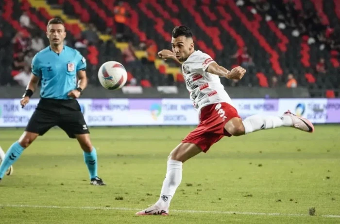 Gaziantep FK ile Emre Taşdemir Yollarını Resmen Ayırdı 