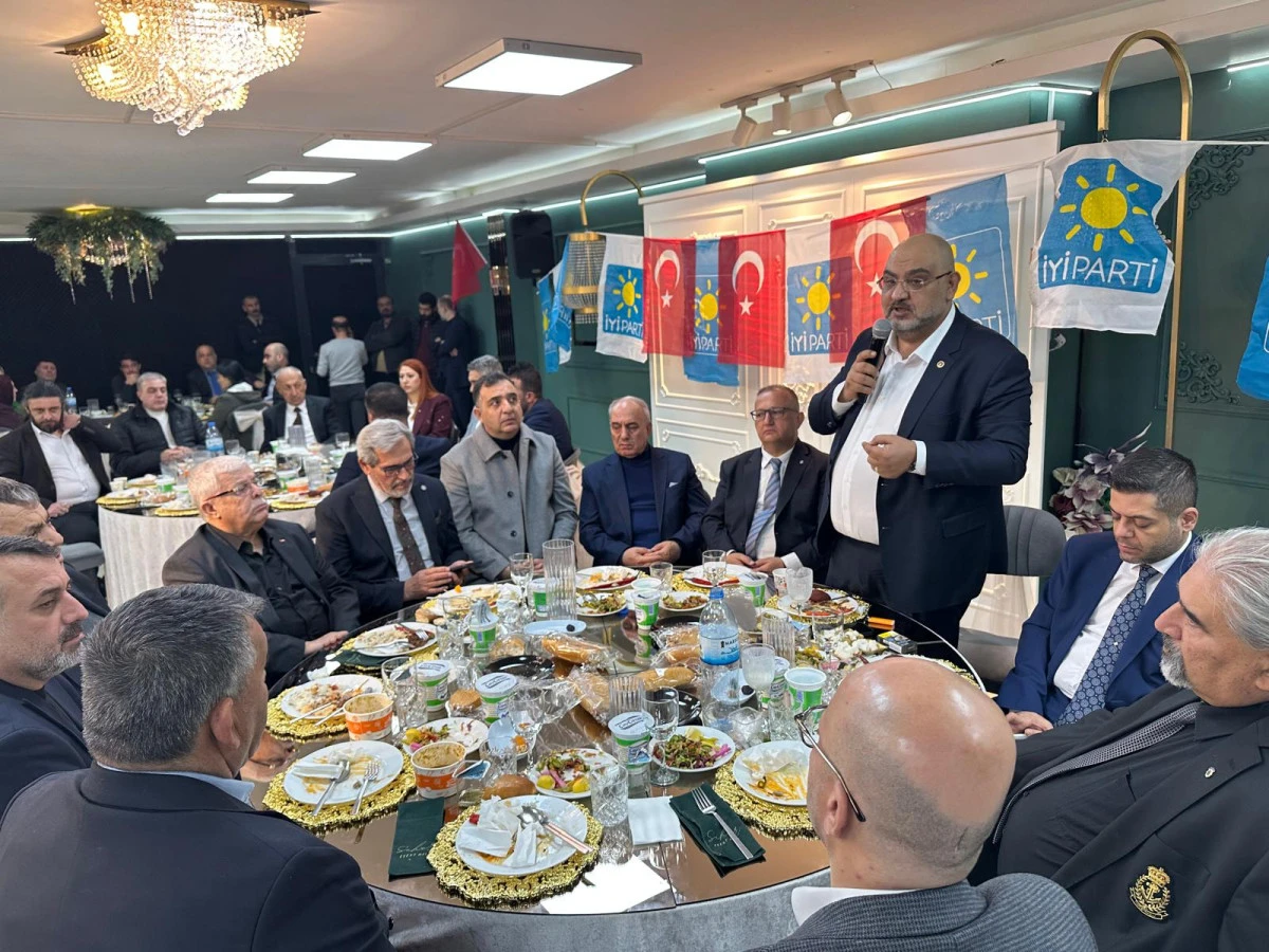 &ldquo;Gaziantep&rsquo;te İYİ Parti Karıştı: İl Başkanı İftar Programında Yok&rdquo;
