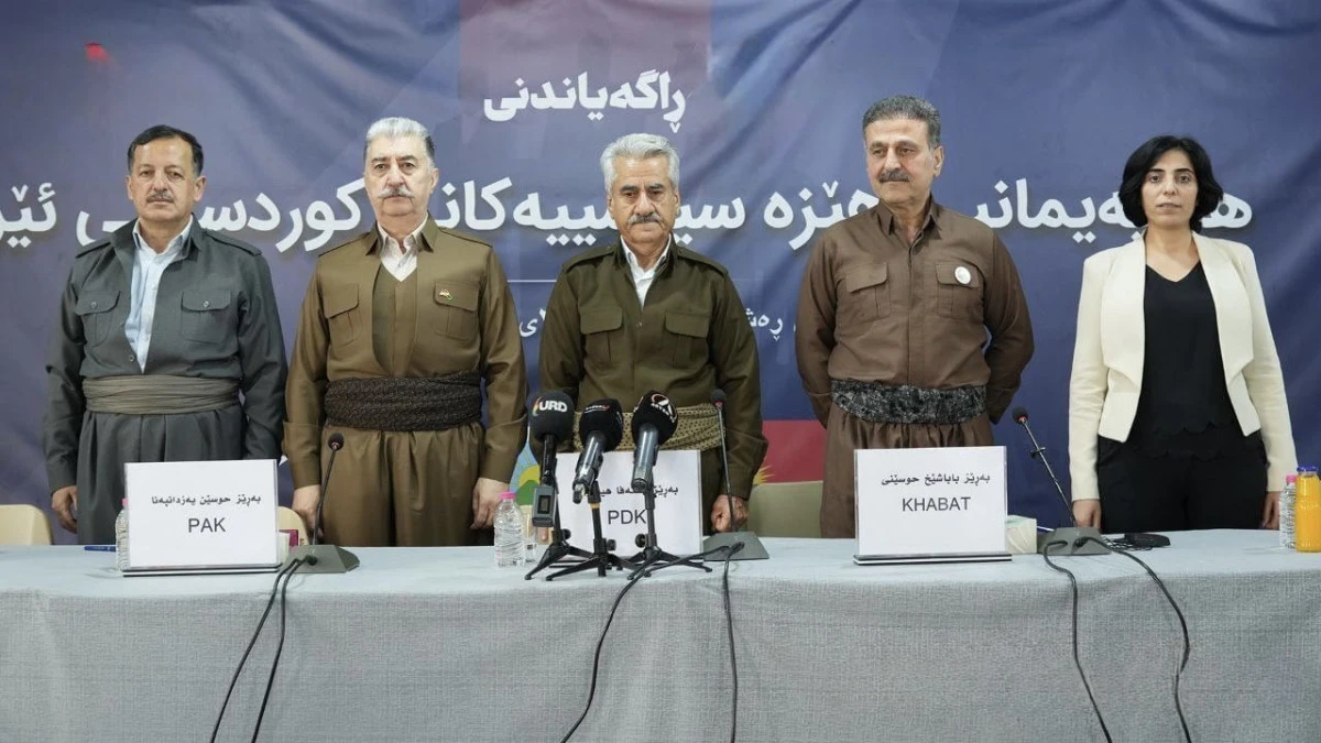 İRAN&rsquo;DA BEŞ K&Uuml;RT MUHALİF GRUPTAN ORTAK İTTİFAK: HEDEF İSLAM CUMHURİYETİ