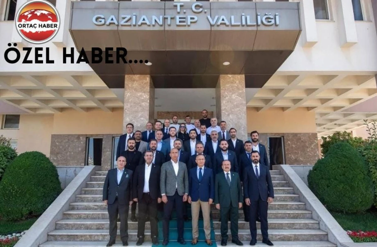 Memik Yılmaz ve yeni yönetimden vali Kemal çeber'e ziyaret..